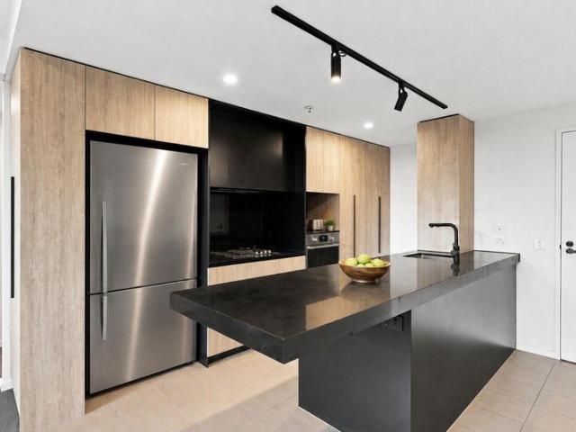 Move in Ready! Ultimate Apartment Living in Brisbane's Sporting Heartland