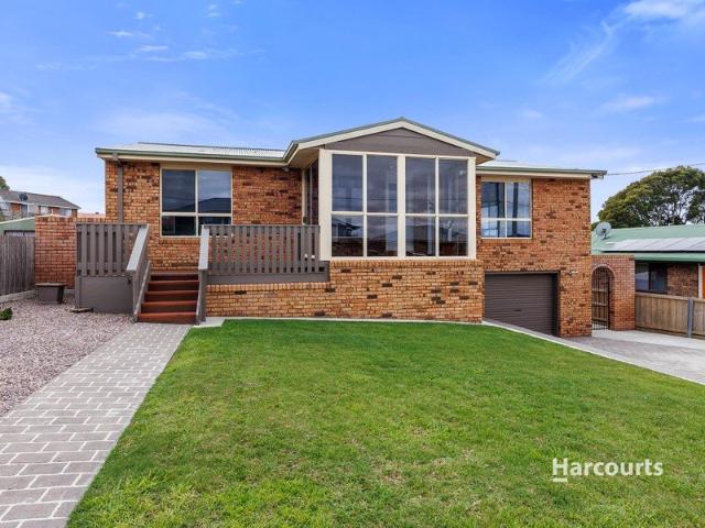 Move In Ready with Investment Potential