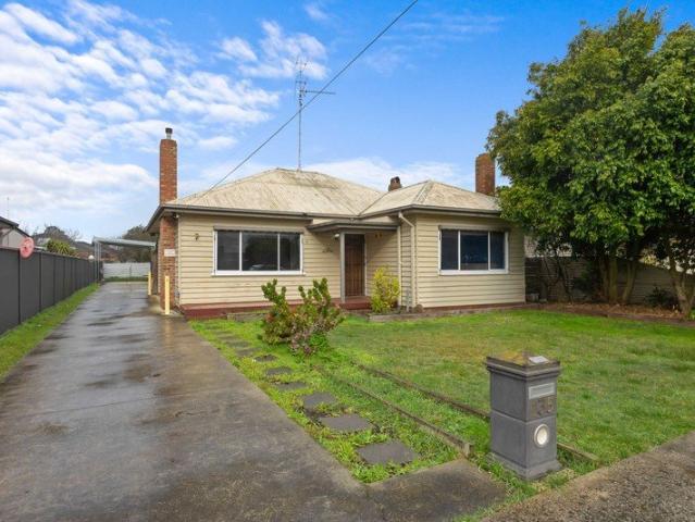 Move In Ready with Low Maintenance Appeal