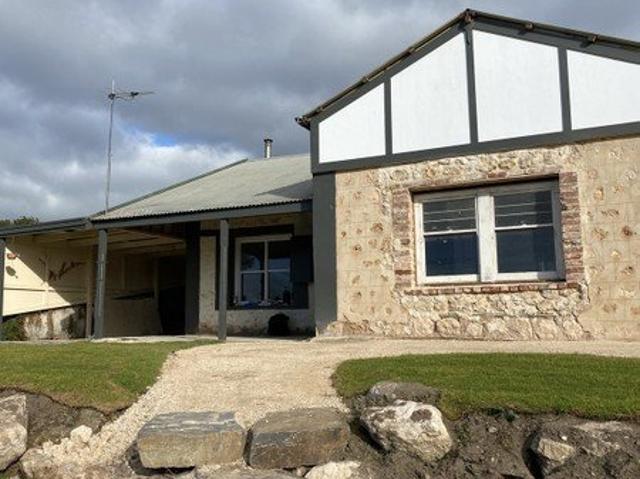Move In Ready with Space for the Whole Family