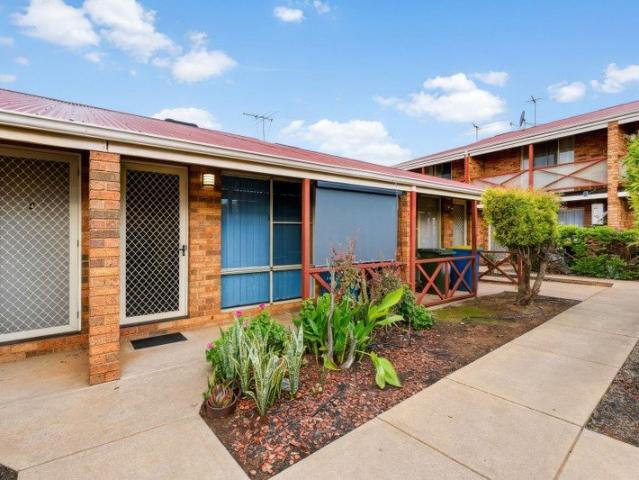 Move In Ready 1 Bedroom Unit Secure Complex & $550pw Rental Appraisal