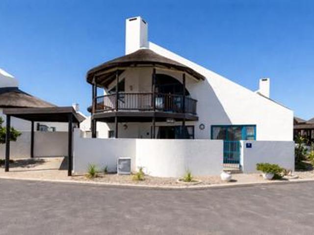 move in ready 3 bedroom fully furni.