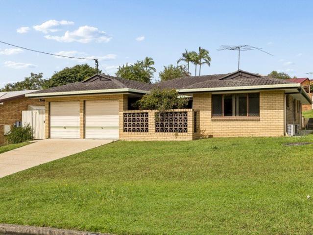Move Straight in or Make this Your Own!