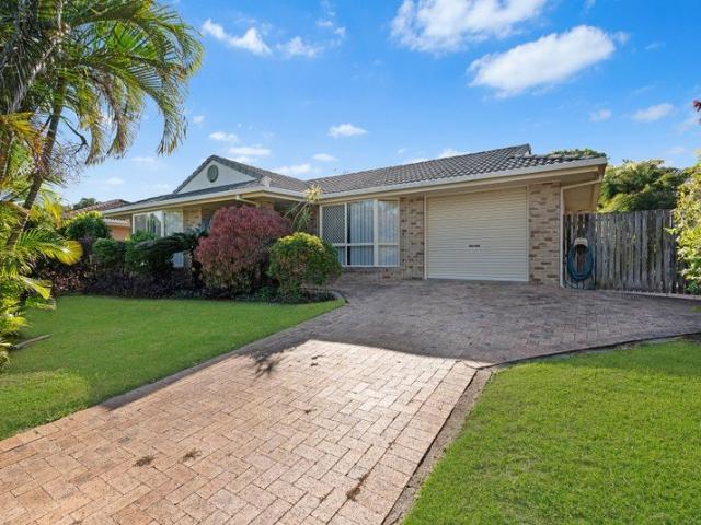Opportunity to Live Lake & Beach Side