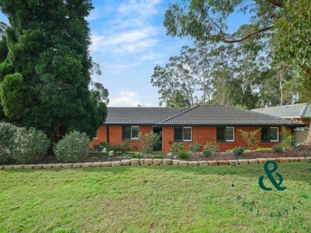 Move straight in, beautifully updated, walk to school and oval
