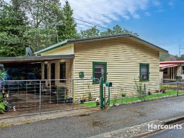 Apartment for sale in Queenstown, West Coast - Garden