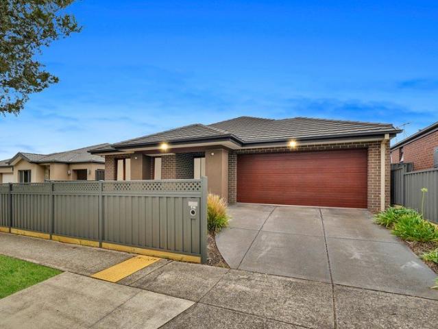RED HOT LOCATION | NEW SPLIT SYSTEM AIR CONS | EAST FACING | FULLY FENCED | LOCATION
