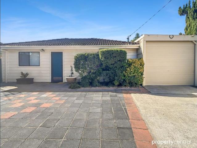 Move Straight Into This Charming 2 Bedroom Home