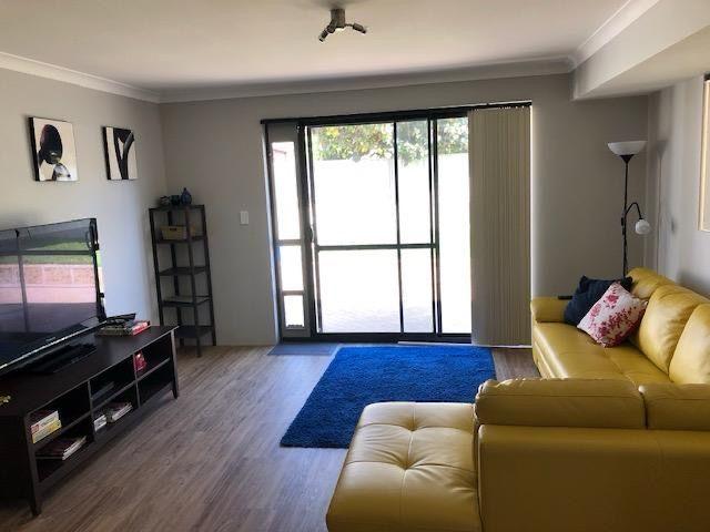Move Straight Into this Fully Furnished Home