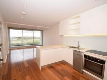 Move to the seaside to a spectacular location