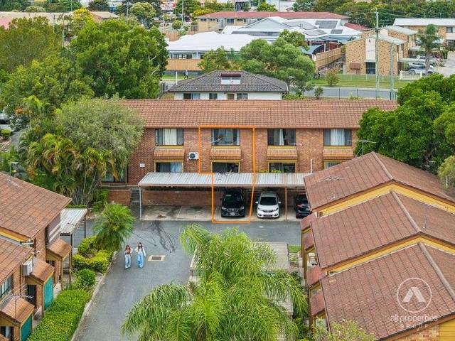 MoveIn Ready, Low Body Corp & EasyCare Living Ideal First Home or Smart Investment