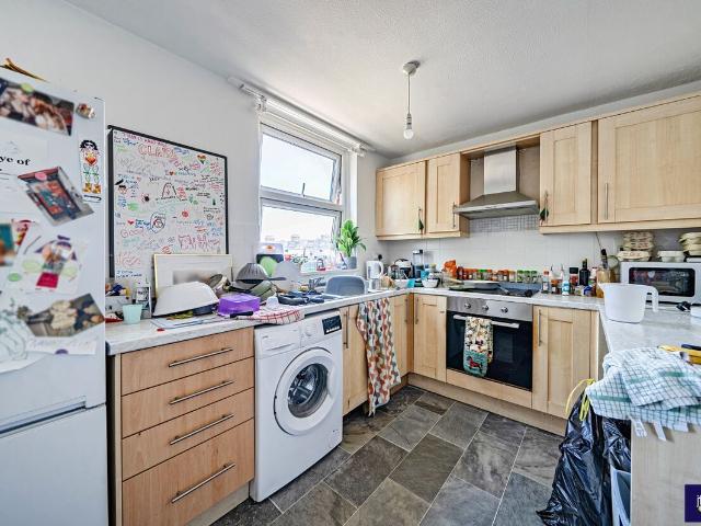 Mowatt Close N19, 3 bed flat to rent, £2,900 pcm | PrimeLocation