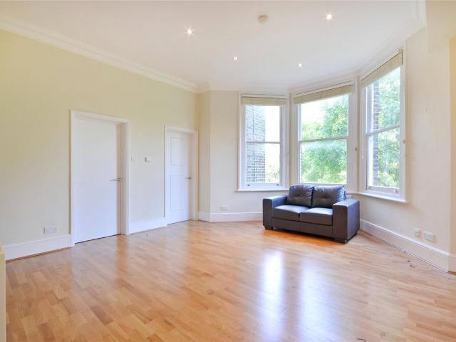 Mowbray Road, Brondesbury NW6, 2 bed flat to rent, £2,000 pcm | PrimeLocation