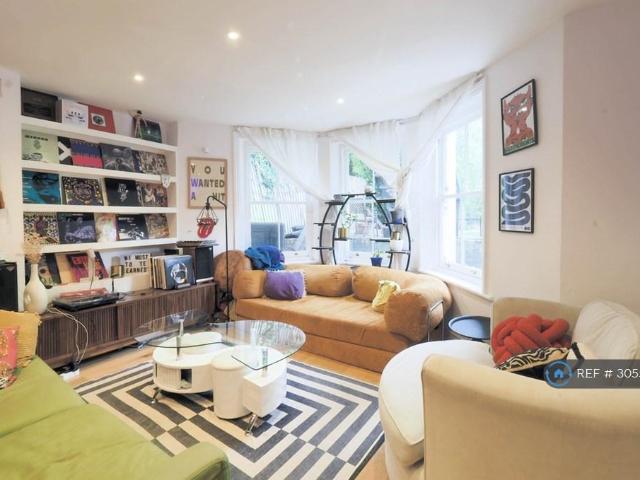 Mowbray Road, London, NW6 2 bed flat to rent £2,300 pcm £531 pw