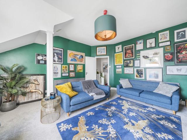 Mowbray Road, London SE19, 1 bed flat to rent, £2,000 pcm | PrimeLocation