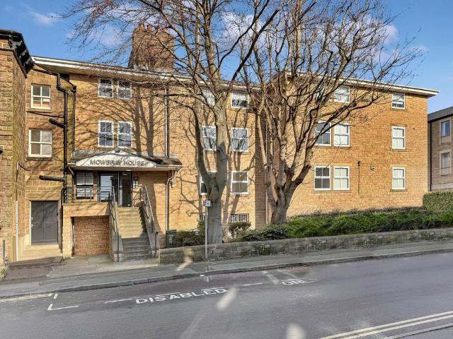 Mowbray Square, Harrogate, North. 1 bed apartment to rent £825 pcm £190 pw