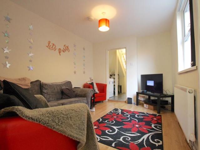 Moy Road, Cardiff CF24, 4 bed terraced house to rent, £2,300 pcm | PrimeLocation