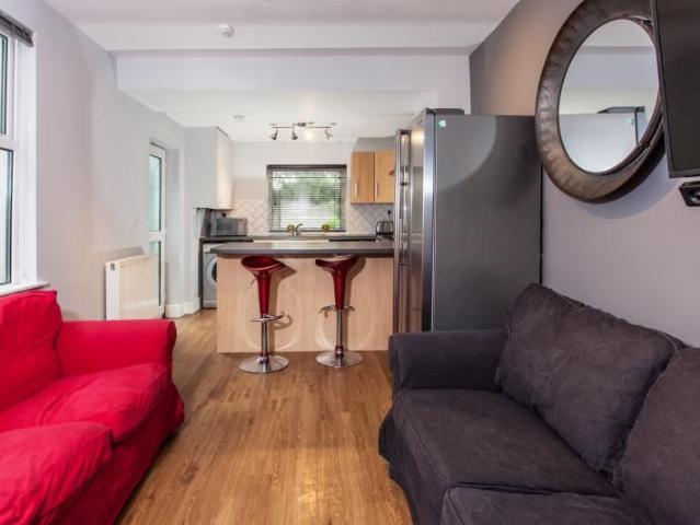Moy Road, Cardiff CF24, 6 bed shared accommodation to rent, £412 pppm | PrimeLocation