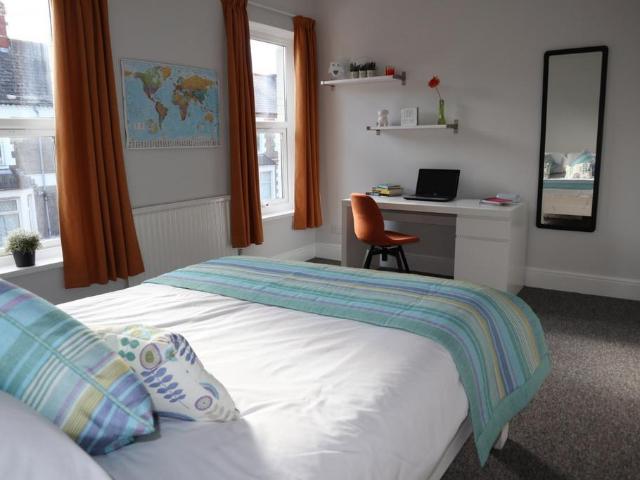 Moy Road, Roath, Cardiff CF24 5 bed house to rent £511 pcm £118 pw