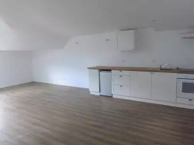 Moyeuvre Grande 57250 Location appartement 2 pièces t2 au dernier étage cave