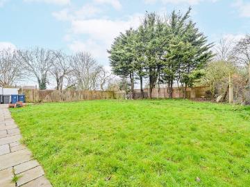 Moyne Place, West Twyford, London NW10, 5 bed semi detached house to rent, £3,750 pcm | PrimeLocation