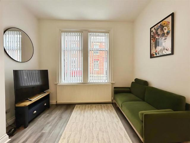 Mozart Street, South Shields 1 bed in a house share to rent £575 pcm £133 pw