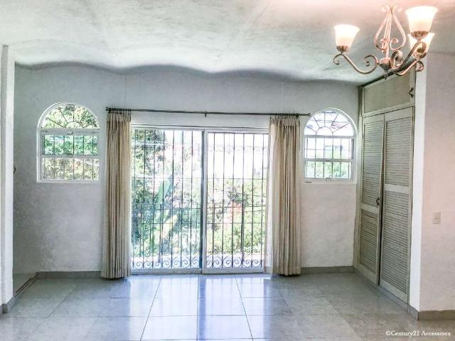 MLS ID: CAR10238 Independencia #108