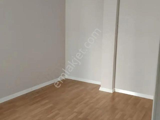 Mng Karşısında Kiralık 3 Artı 1 Lüks Arakat Daire