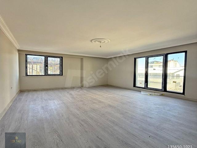 MS YAPI'DAN CADDE ÜSTÜNDE GENİŞ KULLANIMLI 2+1 SATILIK DAİRE!