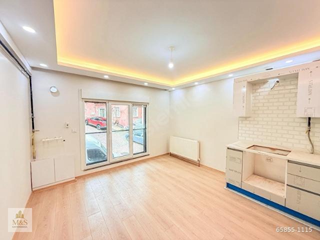 Üsküdar Merkezde Yeni Binada Kullanışlı 2+1 Yüksek Giriş Satılık