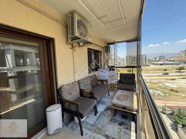 Msg'den Menemen Mermerciler Sitesi'nde Havuzlu, Otoparklı Daire
