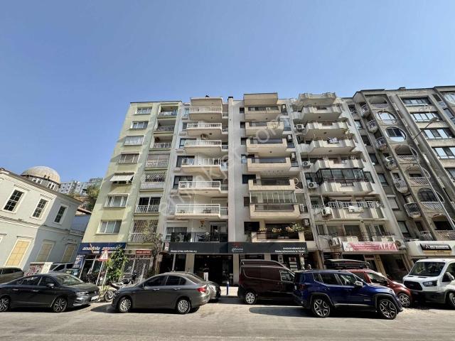 Msg'den Mithatpaşa Caddede Asansörlü, Çift Cephe, 150 M2 Kiralık