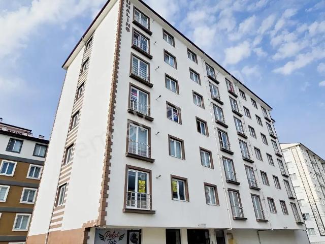 Msyapı Emlaktan Üniversite Yolu Üzeri Eşyalı 1+1 Kiralı Daire
