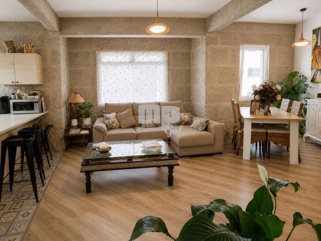 Mpgal presenta una vivienda única en pleno entorno de Ecuado. 0m² Vigo