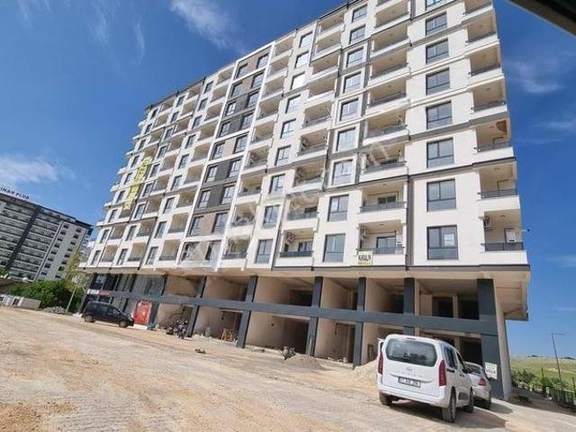 Mr Acabey Emlak'tan D.bakır Yol Üzeri Satılık 1+1 Lüks Daire