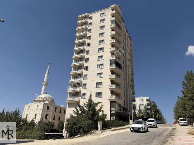 Mr Acabey Emlak'tan Eski Emniyet Civarı Kiralık 4+1 Lüks Daıre