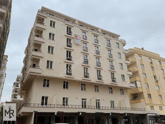 Mr Acabey Emlak'tan Uçar Yanı Kiralık 1+1 Eşyalı Daireler