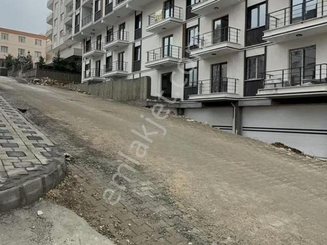 Mr Acabey Emlak'tan Uçar Kırtasiye Yanı Satılık 1+1 Daire