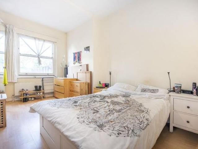 Mrs. Maureen De souza Has an Apartment