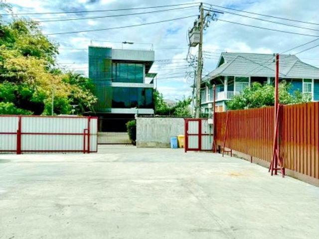MRT หลักสอง ให้เช่าโกดังพร้อมออฟฟิศ 1นอน 3 น้ำ 225 ตร.ว. 800 ตร.ม. เดอะมอลล์ บางแค 1.2กม. MRT บางแค 1.64กม