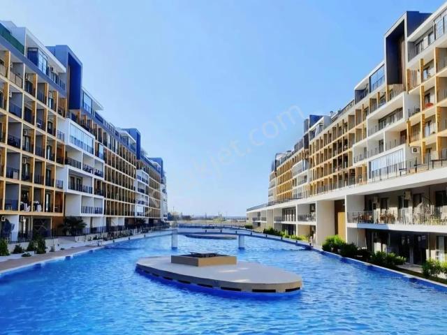 Mway Winsblue Sitesi'nde Teraslı Havuz Cepheli boş Satılık 2+1