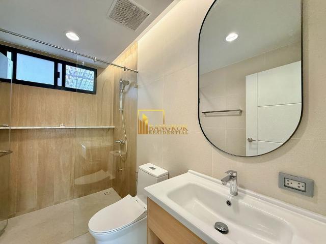 Mu Baan Navin | Renovated 4 Bedroom Townhouse For Rent BR49077TH