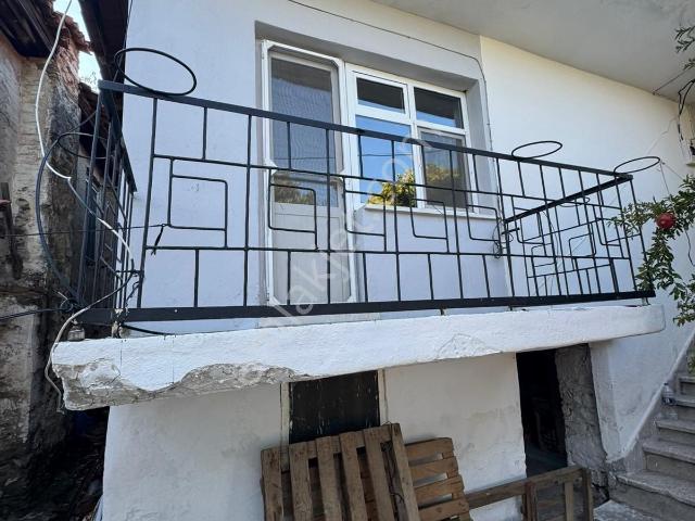Muğla Turgut'ta Satılık Muhteşem Manzaralı Müstakil Köy Evi