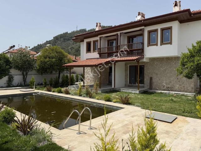 Muğla Ula Gökova 'da Kiralık Dublex Havuzlu Daire
