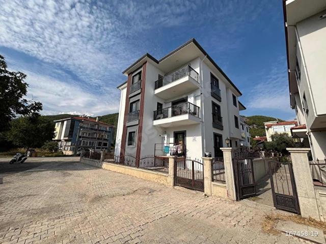 MUĞLA ULA MERKEZİ KONUM 2+1 KAPALI MUTFAK