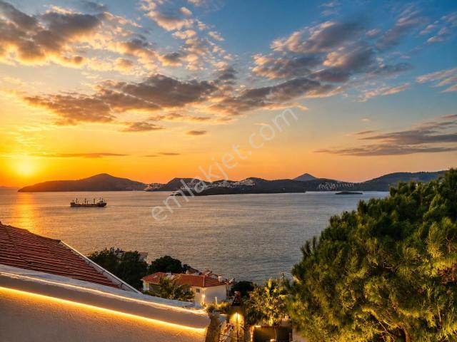 Muğla Bodrum Güllük Satılık Deniz Manzaralı Müstakil Villa