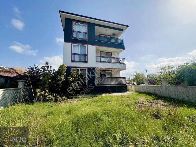 Muğla Dalaman Da Daire + Arsa Çift Tapu ! 82 M² Bahçeli 1+1