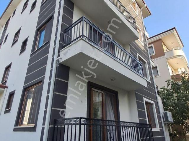 Muğla Dalaman Hürriyet Mahallesinde Kiralık Arakat 1+1 Daire