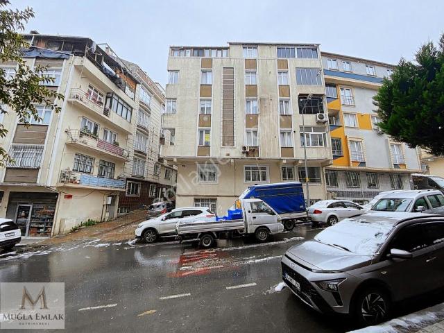Muğla Emlaktan Kavaklıderede Tadilatlı75m 2+1 Göbek Daire
