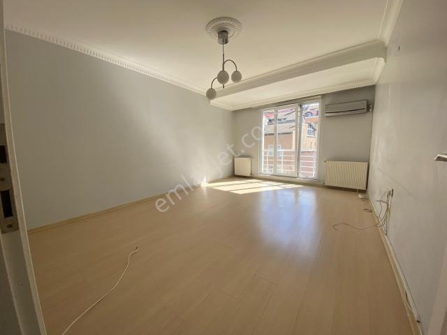 Muğla Emlaktan Merkez Mah.85m 2+1 Klimalı 3.kat Daire